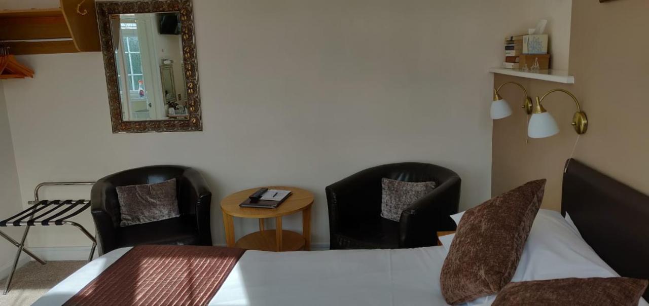 Penryn Guest House, Ensuite Rooms, Free Parking And Free Wifi Гостевой дом